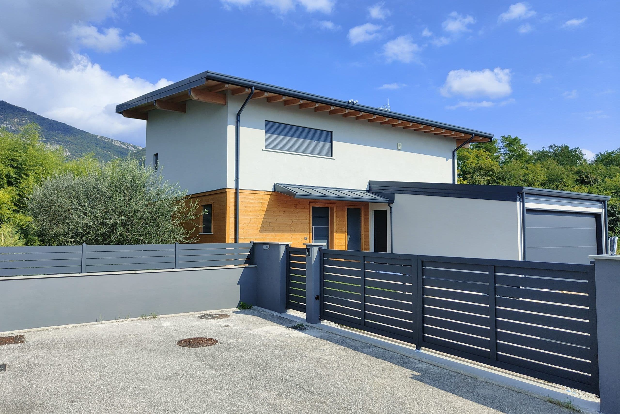 Hovered configurator image